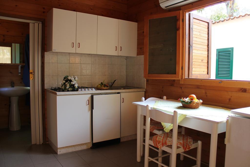 Residence Village Lido Del Gargano Rodi Garganico Room photo